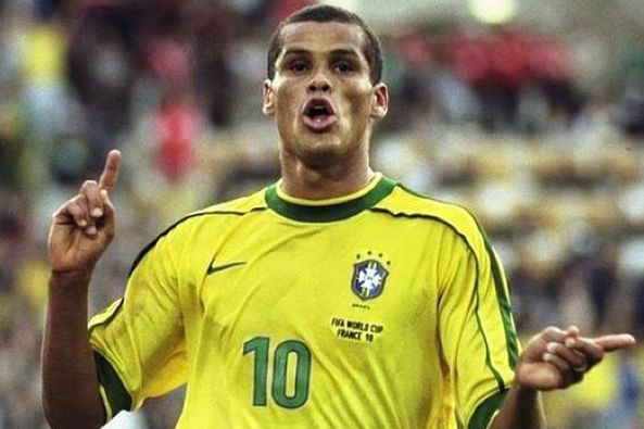 坚决反对世 坚决反对世