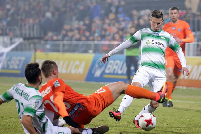 感到意外 感到意外