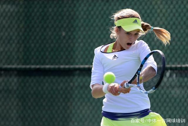 替补席上 替补席上