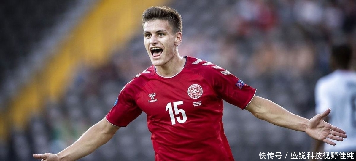 总决赛中 总决赛中