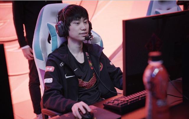 深入探讨中 深入探讨中