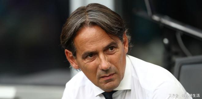 生轻微碰撞 生轻微碰撞